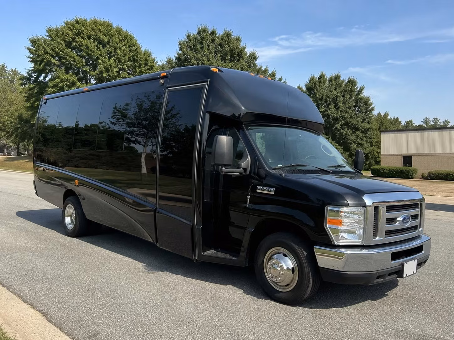15 passenger minibus