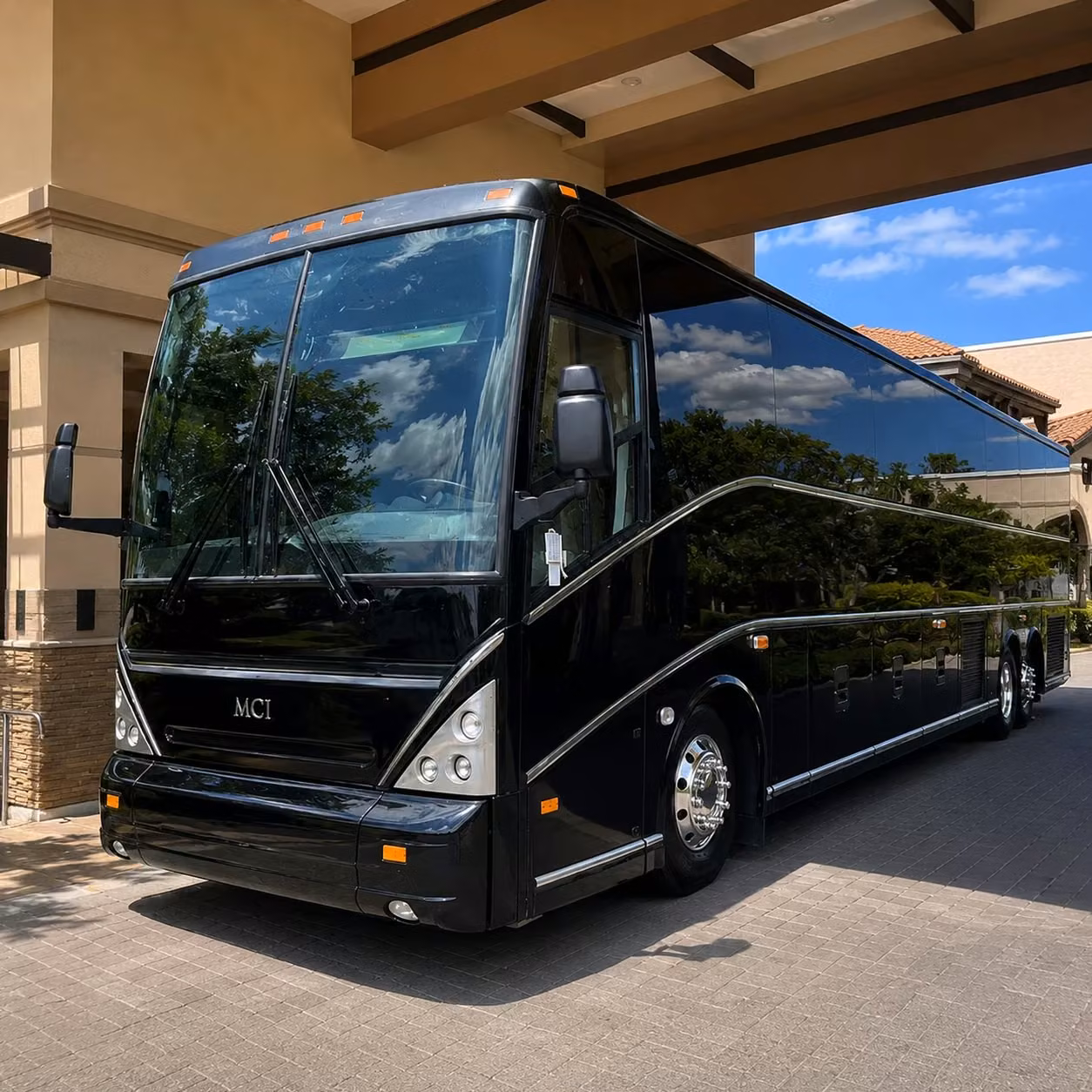 find a charter bus to house of blues houston white oak music hall and more