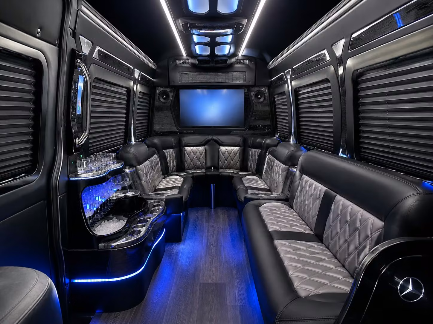 plan tailgate transportation and fan group shuttles from pearland
